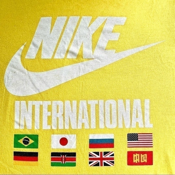 Vintage 90s Nike Yellow Track & Field International Flags Thin Tee T-Shirt - S - Picture 7 of 9